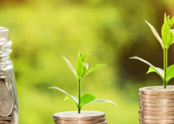 #CelebrateWithDE: Financial Literacy Month